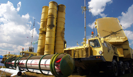 Зенитная ракетная система С-300 ПМУ2 "Фаворит"